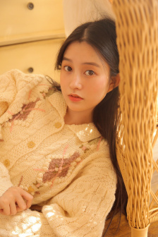 瞒着丈夫说在公司加班日剧